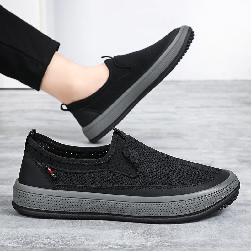 Breathable Soft Bottom Light Casual Shoes Men